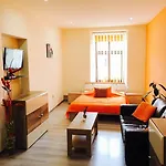 Guest house Hradby