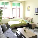 Hradby
