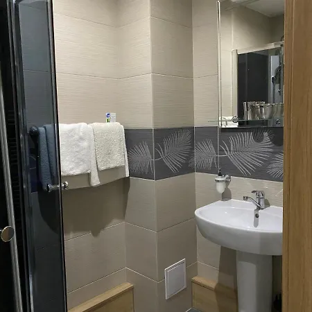 Hradby 4*