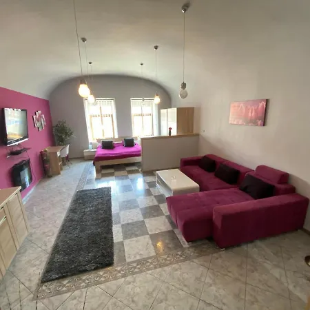Hradby 4*